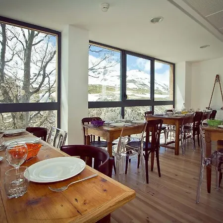 Hotel Maison Casadebaig 3*