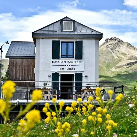 Hotel Maison Casadebaig 3*