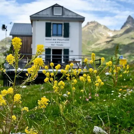 Hotel Maison Casadebaig 3*