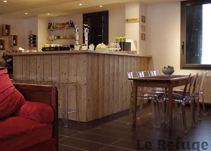 Maison Casadebaig فندق 3*