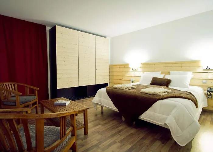 Hotel Maison Casadebaig 3*