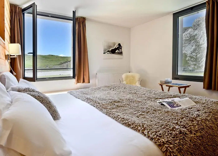 Maison Casadebaig فندق 3*