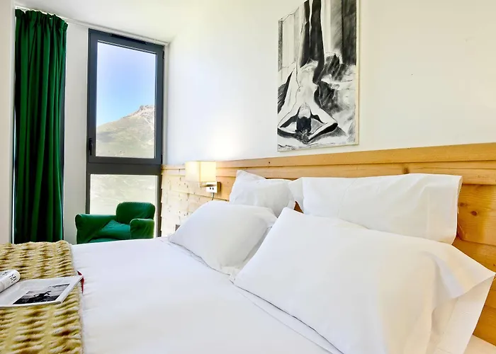 Maison Casadebaig 3* لارونس